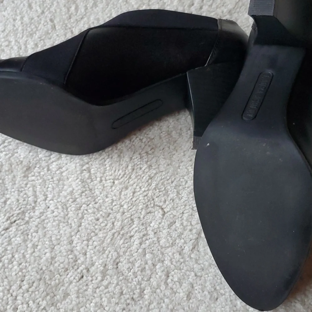 Booties - Picture 3 of 6